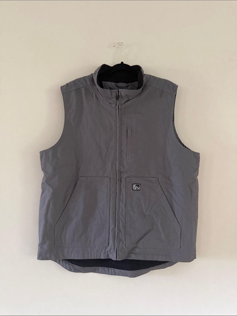FINTECH | Men's Quilted Insulated Vest in Gray with Stand Collar